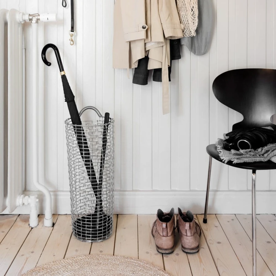UmbrellaBin-Hallway2+(SMALL).jpg