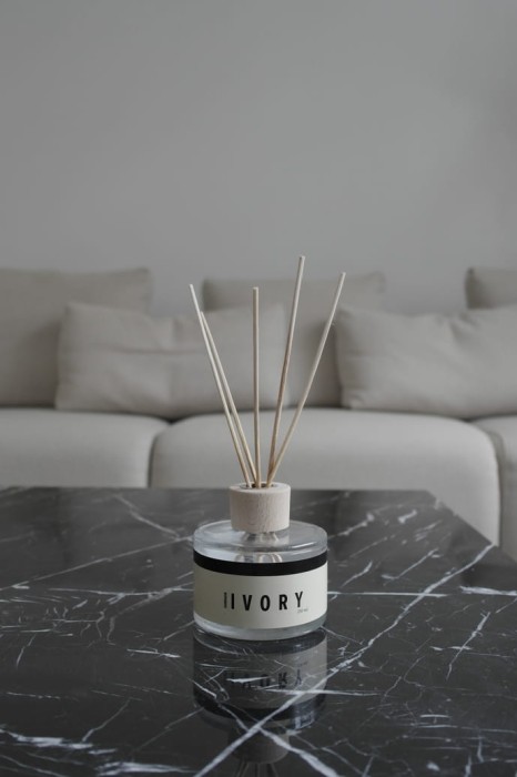 HUMDAKIN SKU70 IVORY FRANGRANCE STICKS.jpg
