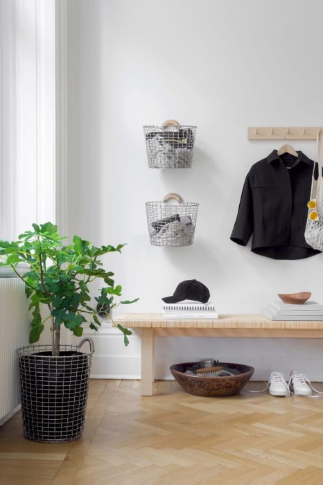 Bin+Hanger,+Ash+-+Hallway.jpg