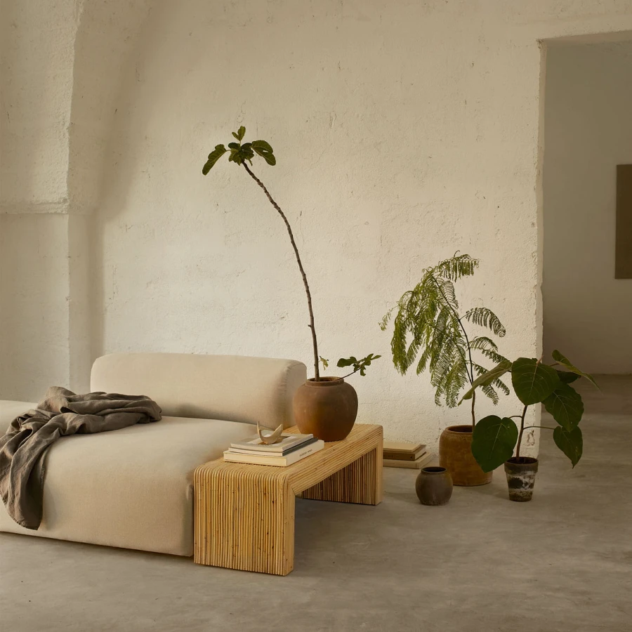 EVER_vivatable-low_module_jarvase-l-smoke_jarvase-s-smoke_jarpot-l-sand_lin160x260-walnut.jpg