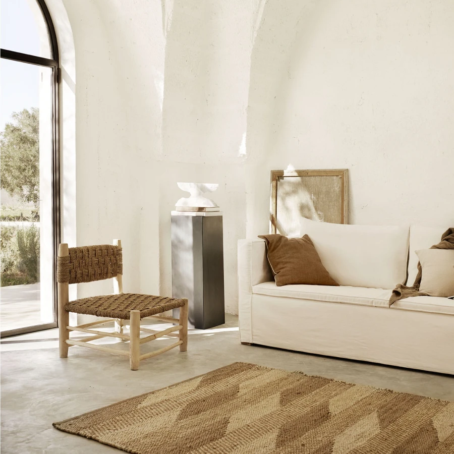 EVER_DOUM-CHAIR_JUTEART140X200-NATUR_SOFAL-PEPE-WHITE_EVERLIN55-KHAKI_METSTANDSQUARE-PH.jpg
