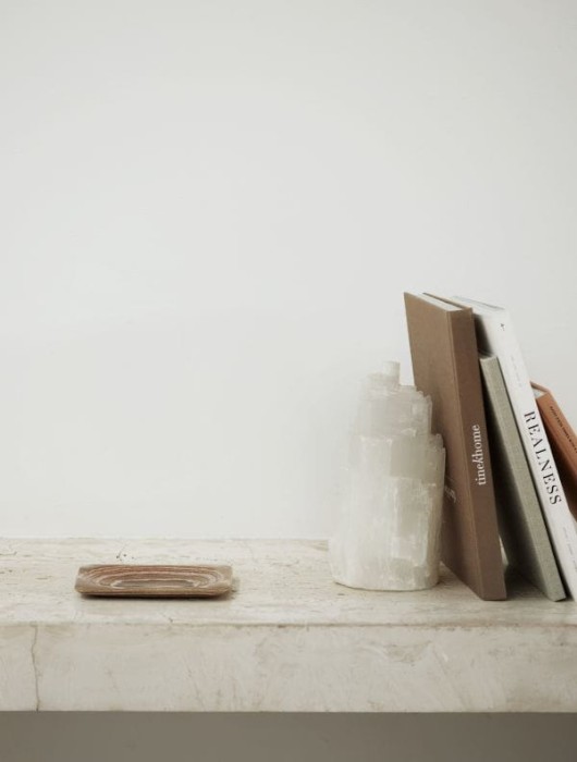 SLOW-DECORBOOKS.jpg