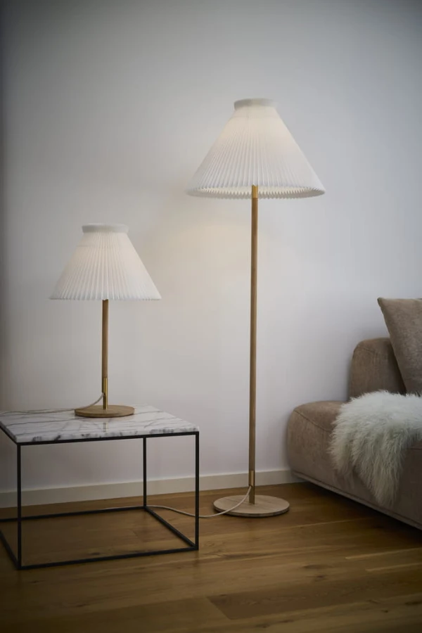 Model 328_floor-table_light_oak_A4.jpg