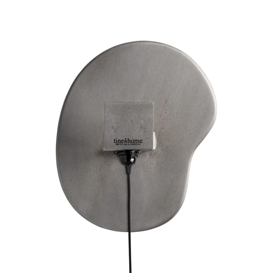 DUNEWALLLAMP-M-RAW 3.jpg