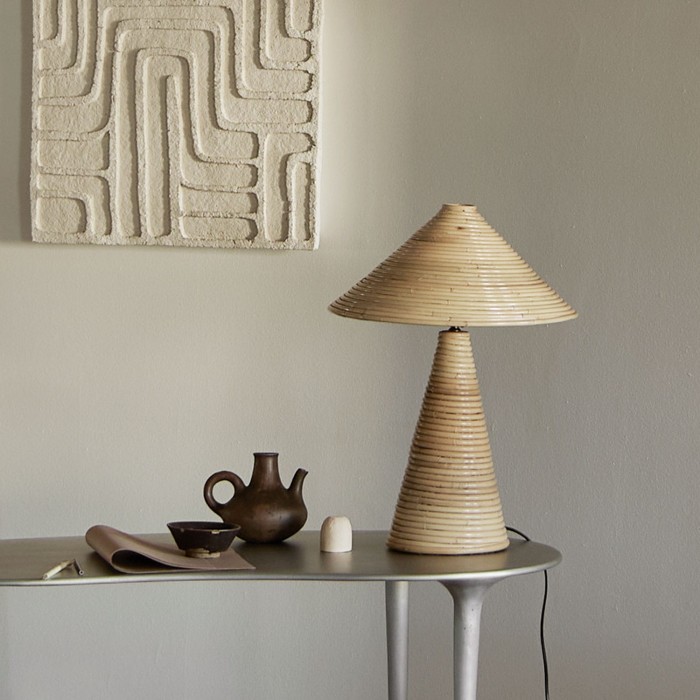 tinekhome_home_06_KUBULAMP-CONE_KOBUSHADE.jpg