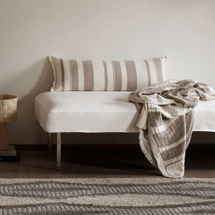 tinekhome_home_19_MAZETHROW-HAZEL_MALI30X80-HAZEL.jpg
