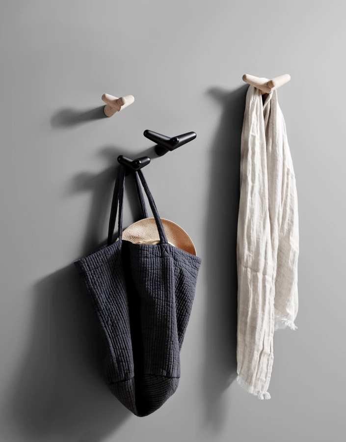 WOUD_Tail_Wing_hooks_1.png
