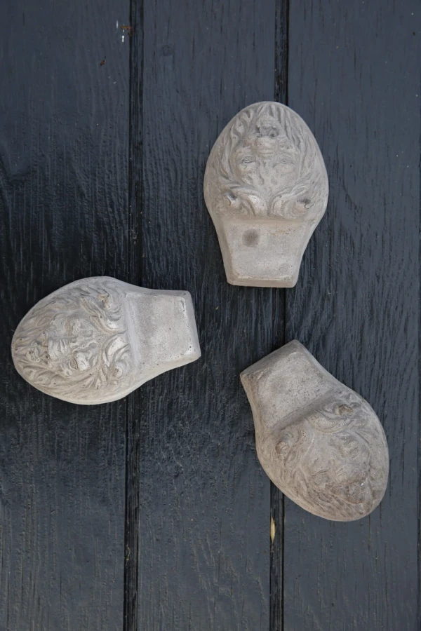 Bergs_Potter_Potfeet_Outdoor_Grey_3.jpg