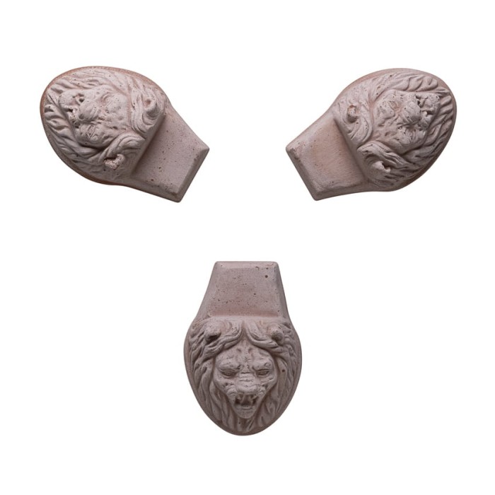 BERGS-POTTER_POT-FEET_LION-HEADS_rosa.jpg