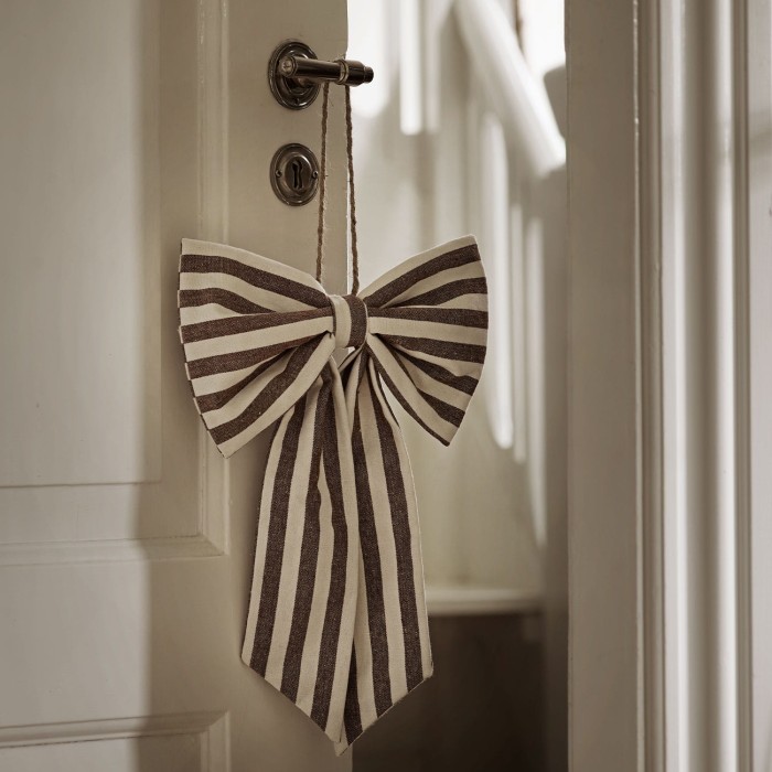 tinekhome_christmas24_09_BOW-XMAS-L-MOCCA.jpg
