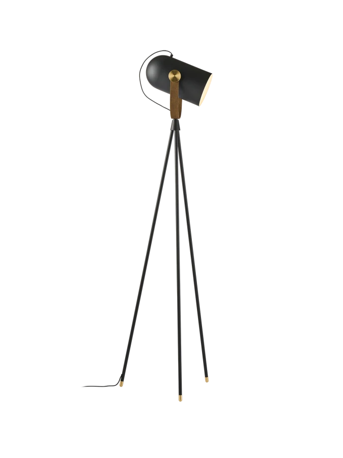 LeKlint362_Carronade_II_floorlamp_black_smokedoak_lifestyle.png
