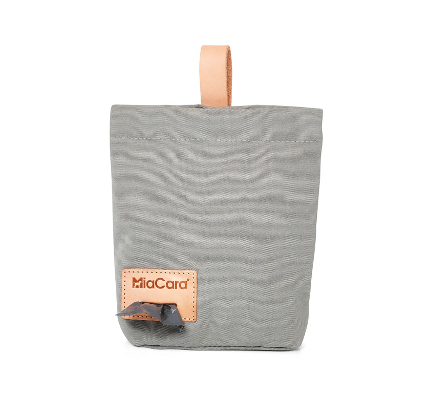 MC_C13-006-03_Accessories_Lupo_Snack-Bag_Beton_V1.webp