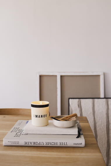 HUMDAKIN SKU 196 SCENTED CANDLE MANOV A.jpg
