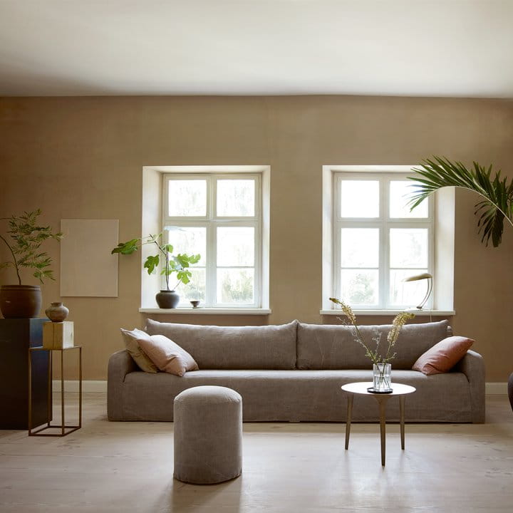tinekhome_feel_autumn_2018_softsofa-xl-stone_daypuf35-stone_metflower-hg_jarpot-l-smo_feeltableo45-hg_jarvase-xl-smo.jpg__720x720_q85_crop_subsampling-2_upscale.jpg