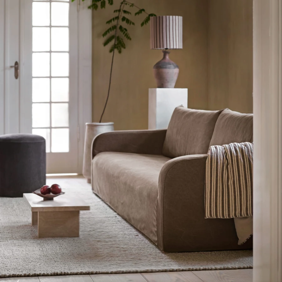 aw25_MARAQUILT-CARAMEL_SOFASOFT-XL-ICA-SOIL.jpg