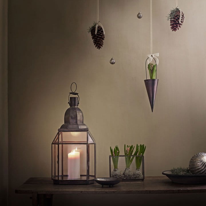 tinekhome_wintergallery_lanocta-tin_twisttray_lanrect-s_twistcone-m_spinball-7z-mini_kogler.jpg__720x720_q85_crop_subsampling-2_upscale.jpg