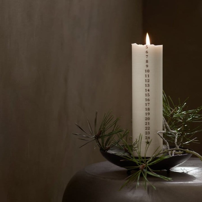 tinekhome_christmas24_01_candle-xmas_twisttray_duststar-mini.jpg__720x720_q85_crop_subsampling-2_upscale.jpg
