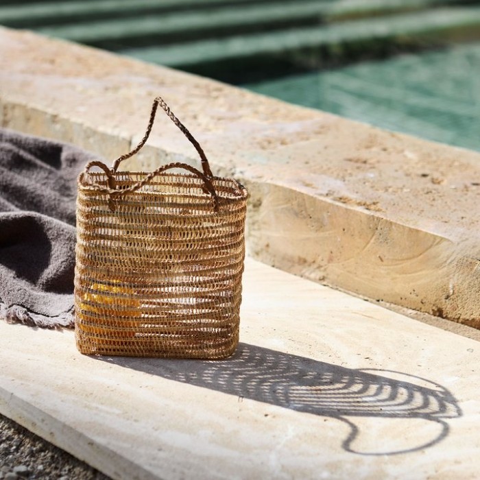 seen_banu-bag-s.jpg__720x720_q85_crop_subsampling-2_upscale.jpg