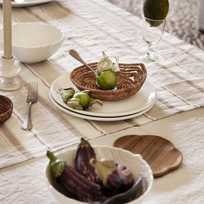 seen_myra-basketleaf_pureplateo27-white_cutspoon-mat_cutfork-mat.jpg__720x720_q95_crop_subsampling-2_upscale.jpg