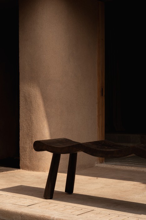 8-the-lombok-wave-bench-dark-walnut-m.jpg