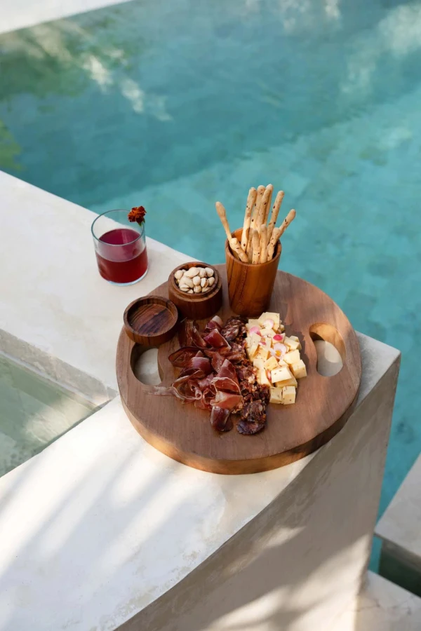 0-the-teak-root-tray-natural-l.jpg