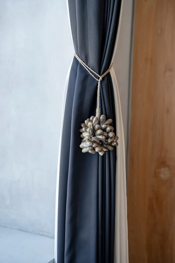 3-the-brown-cowrie-shell-tassel.jpg