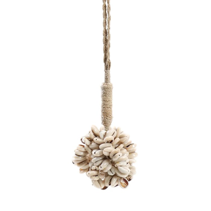 0-the-door-shell-cowrie-tassel-natural.jpg