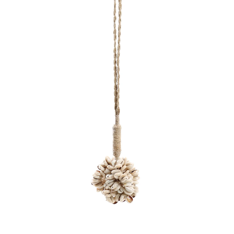 4-the-door-shell-cowrie-tassel-natural.jpg